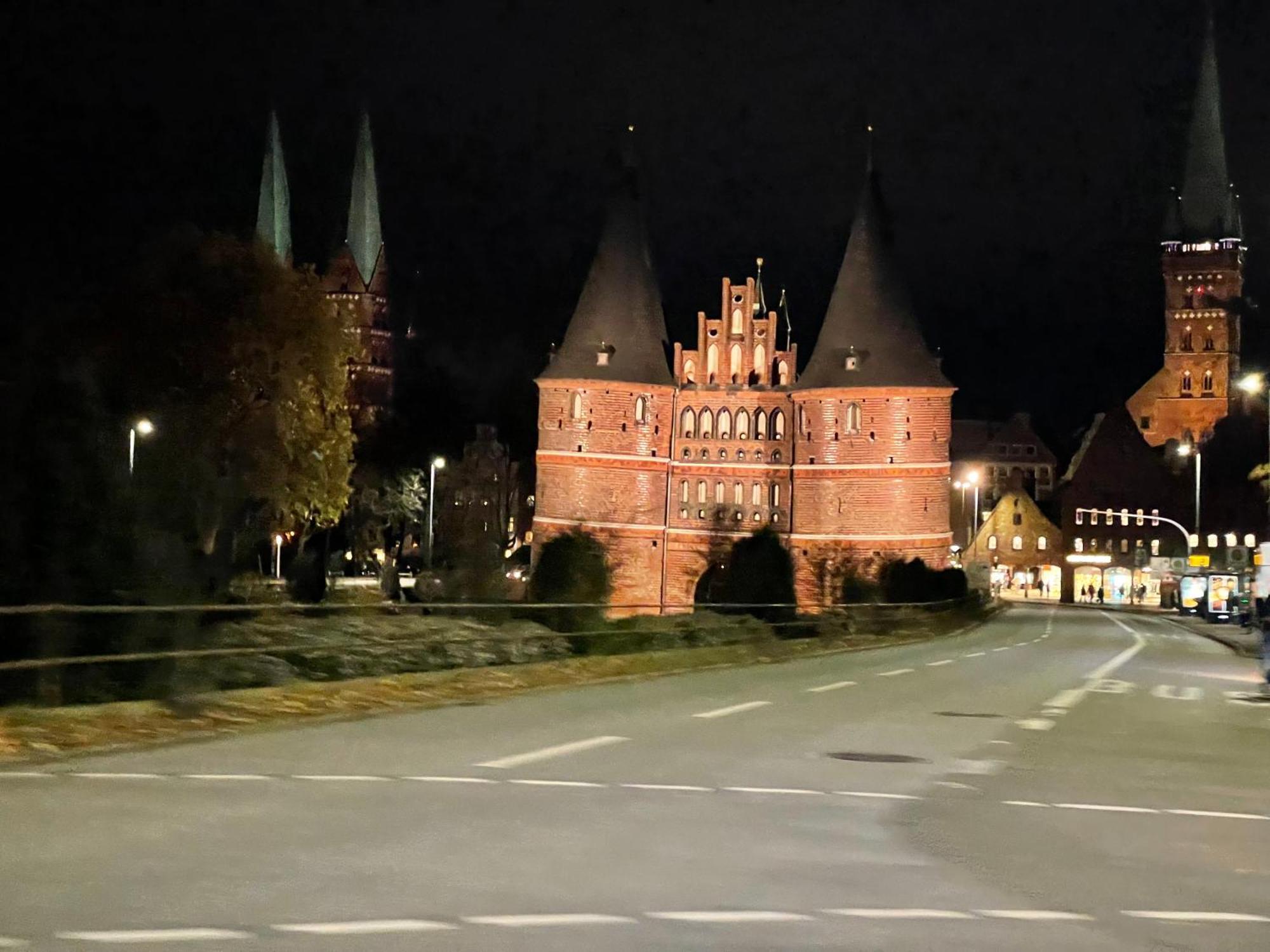 Ferienwohnung Hansezauber Luebeck Экстерьер фото